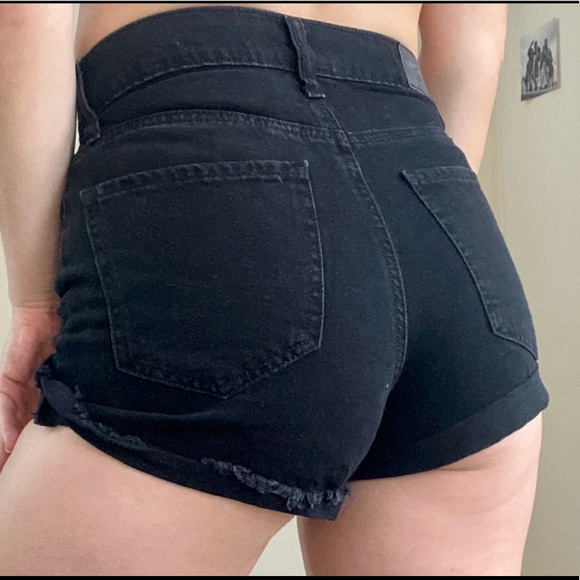 Mom Jean Shorts - Picture 3 of 3